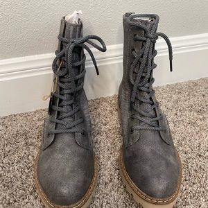 Grey Blowfish Malibu Boots